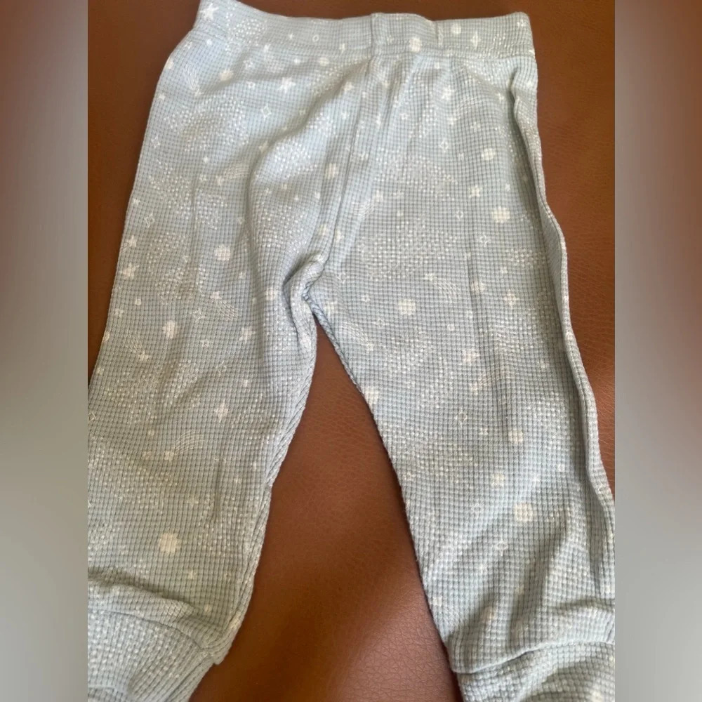 H&M long sleeve onesies and rabbit moon organics pants bundle - Picture 5 of 6